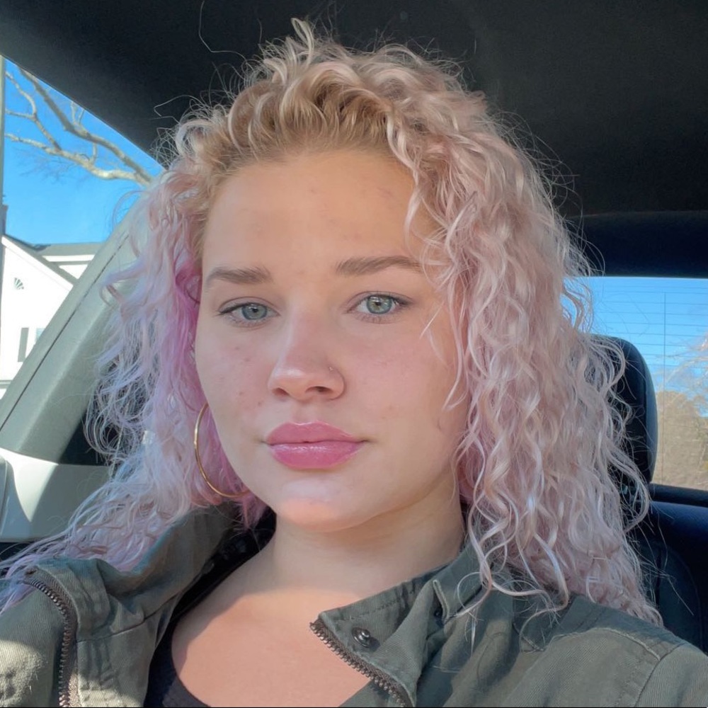 Meet your Posher, Brooke